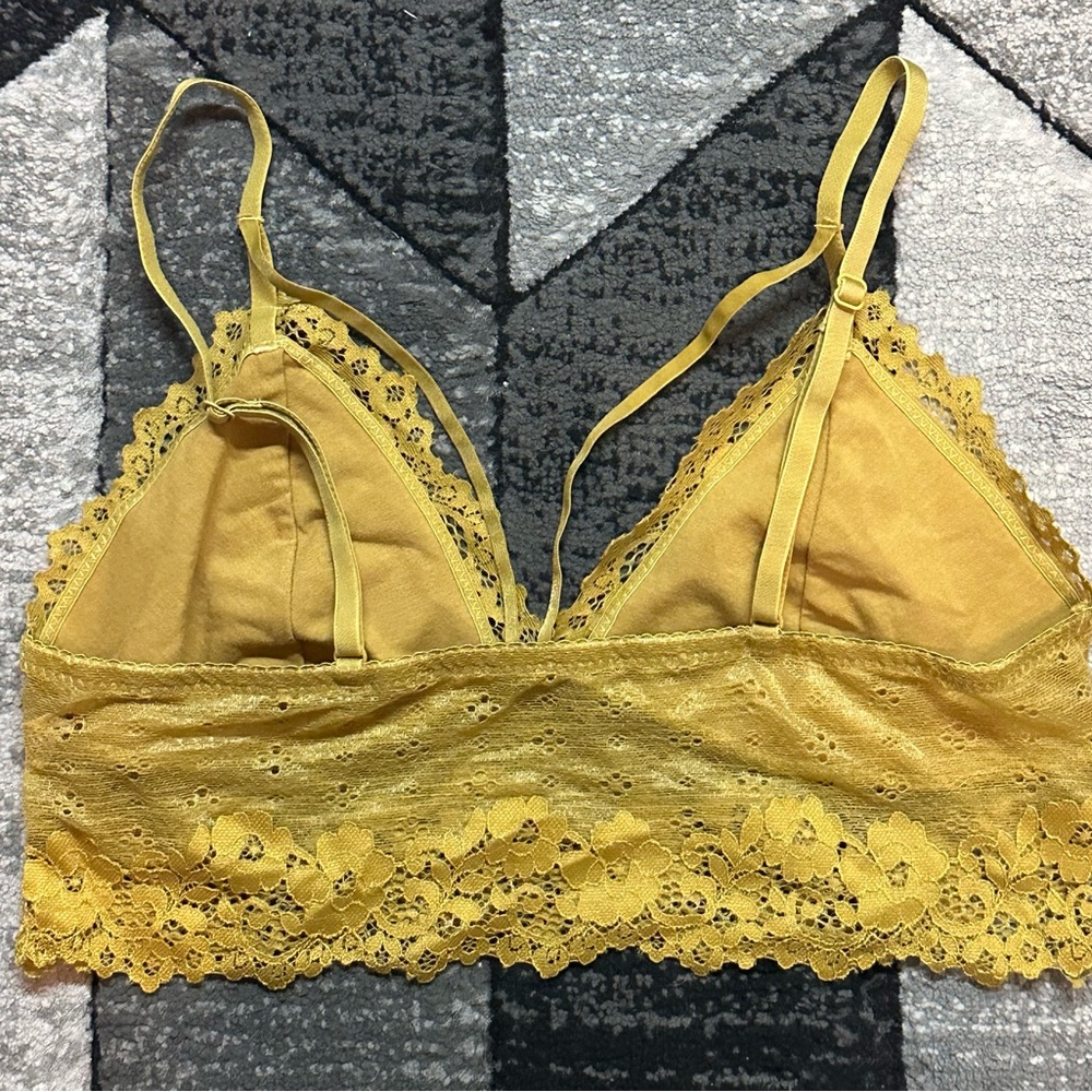 New without tags boutique Lace Bralette in Mustard Yellow - Picture 2 of 2